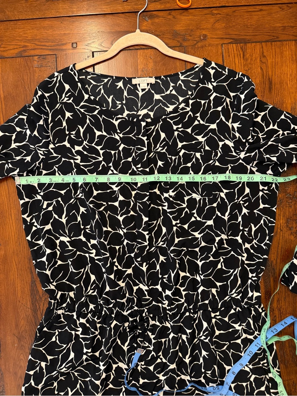 LOFT Black & White Floral Romper | Size 12 - Picture 8 of 11